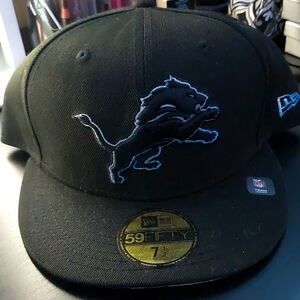 NWT / NFL Black Detroit LI0NS / 59FIFTY Fitted Hat